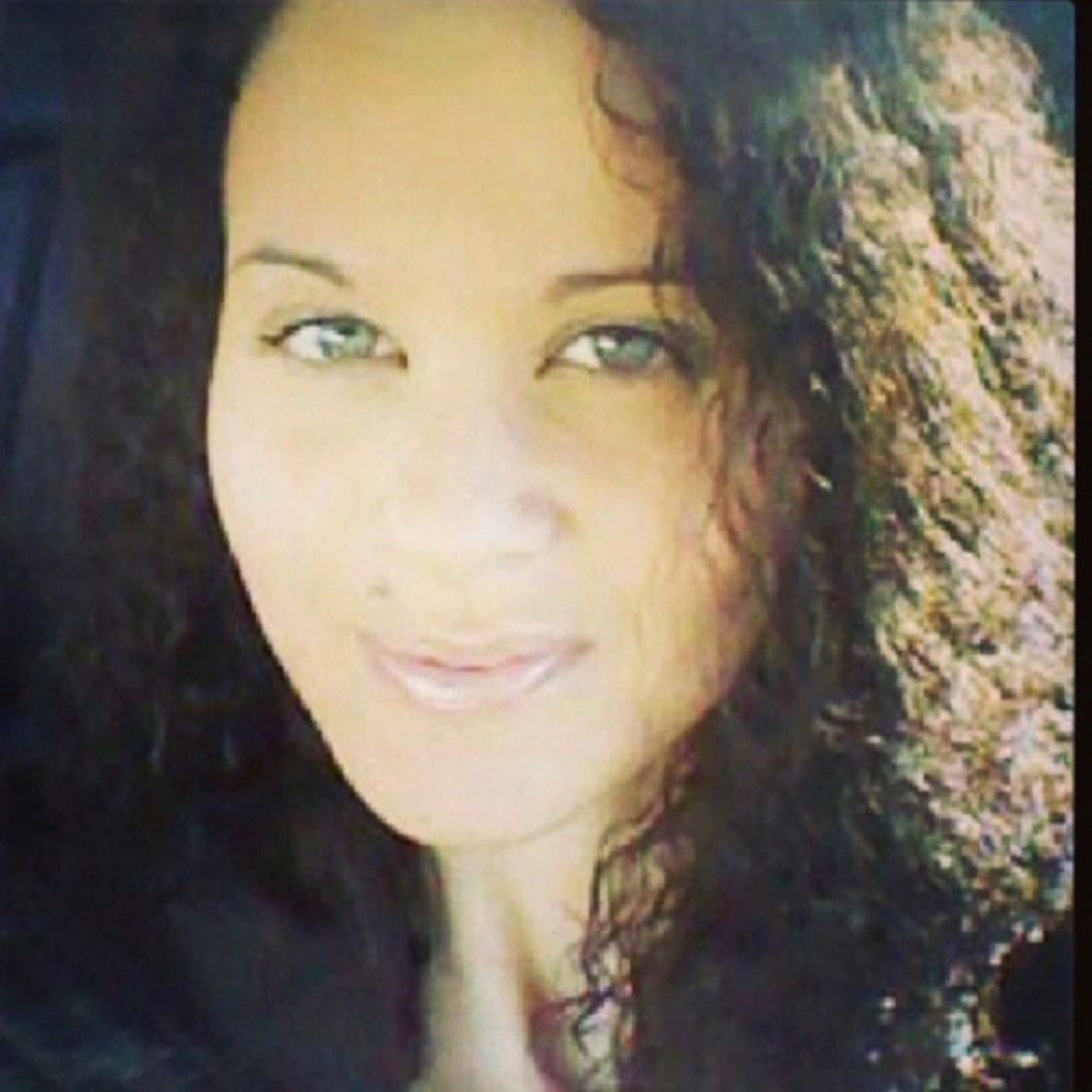 Meet your Posher, Debra